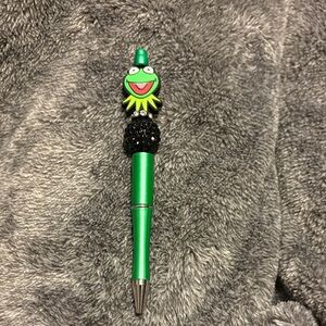 Green Kermit the Frog Pen